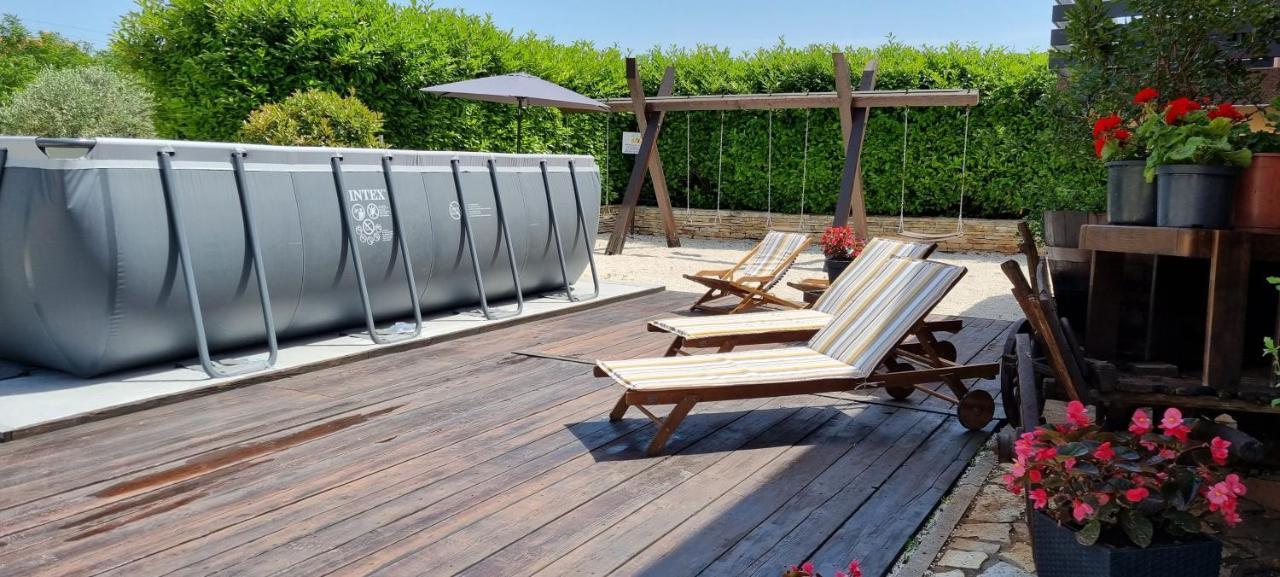 Apartmani Karoca 3 プーラ エクステリア 写真